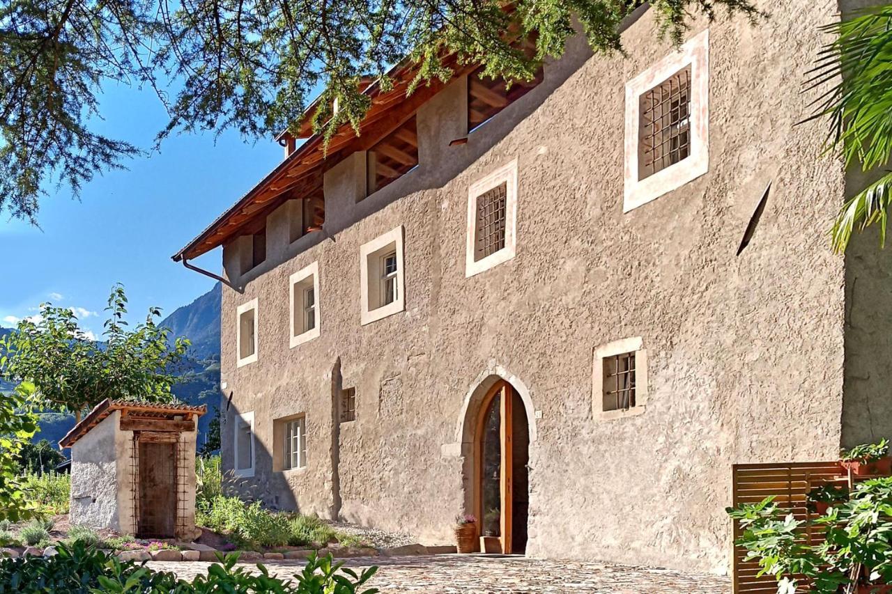 St. Vigilius Modern Historic Apartments Nals Zewnętrze zdjęcie